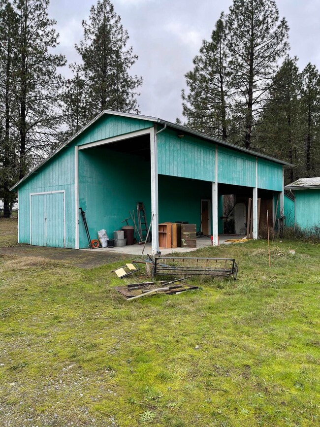 3860 New Hope Rd, Grants Pass, OR 97527 - photo 7