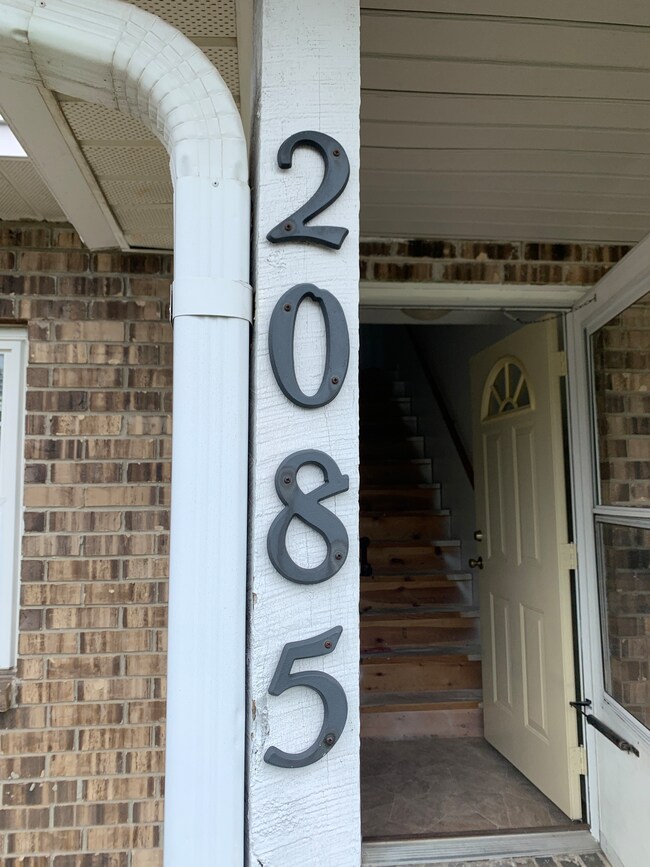 2085 Abundance Dr, Columbus, IN 47201 - photo 2