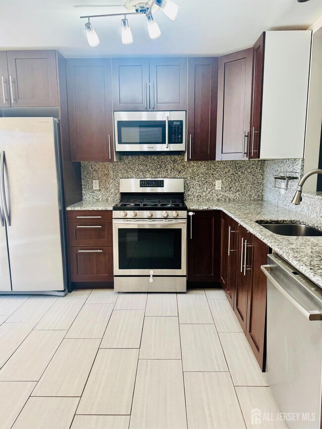 171 Nebula Rd, Piscataway, NJ 08854 - photo 6