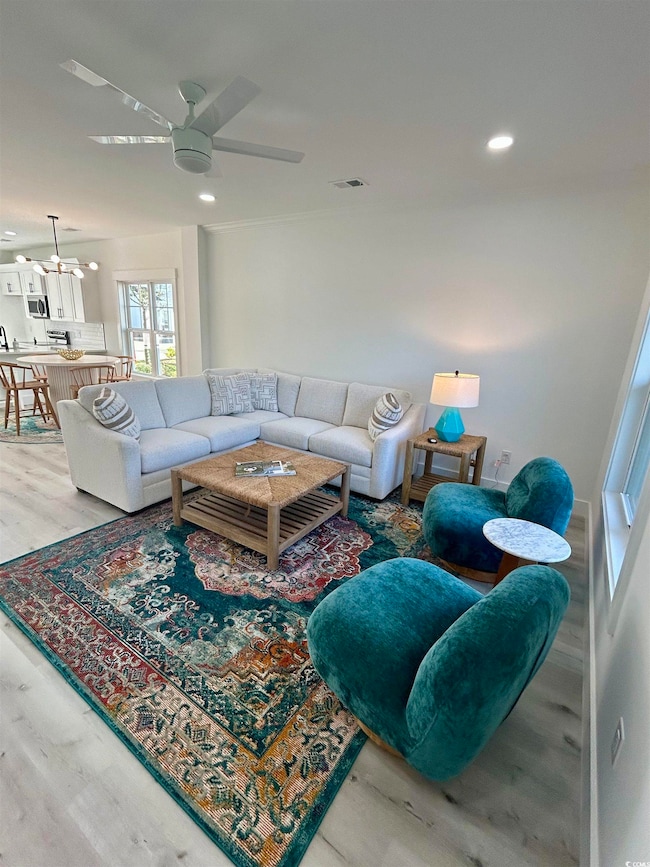 Model Picture/End Unit