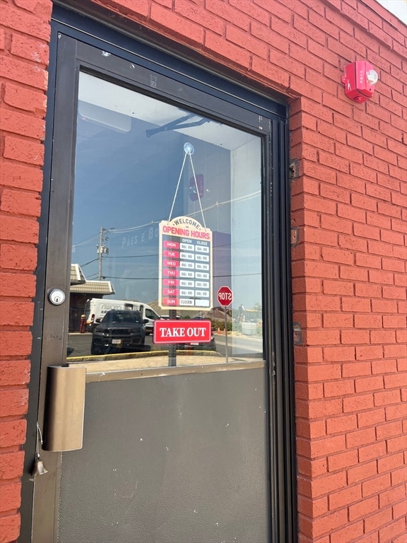 297 Lindsey St, Fall River, MA 02720 - photo 3