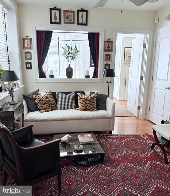 1934 Calvert St NW unit 2, Washington, DC 20009 - photo 4