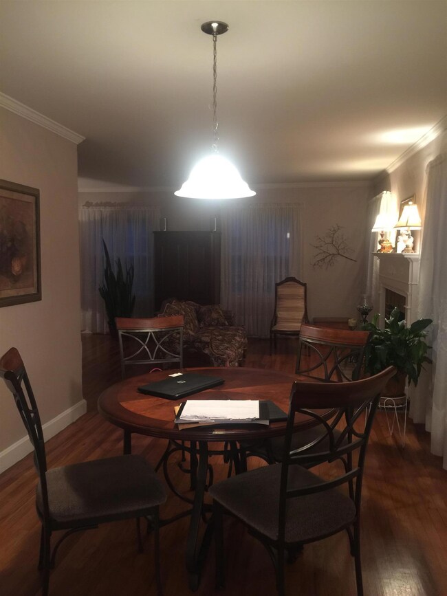 911 Adams Dr, Shelbyville, TN 37160 - photo 6