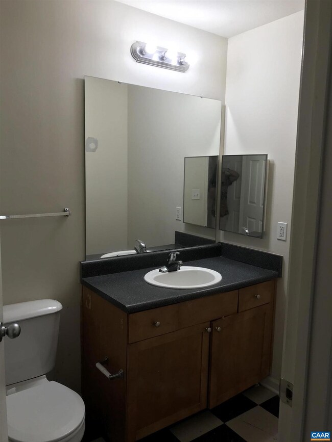 137 Yellowstone Dr unit 105, Charlottesville, VA 22903 - photo 4