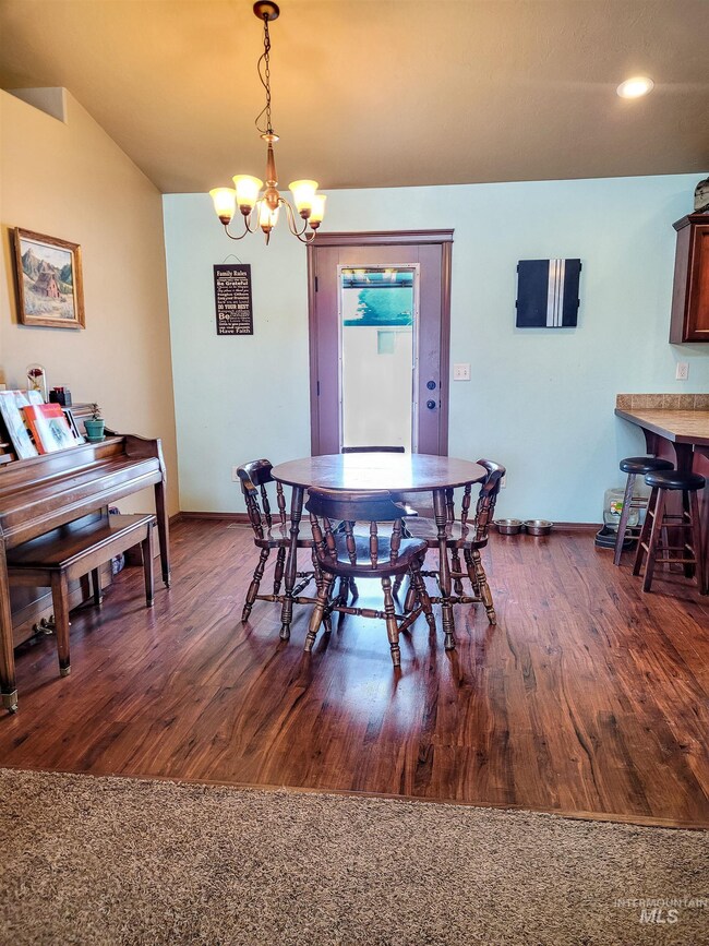 2543 Yellowstone Trail, Burley, ID 83318 - photo 5