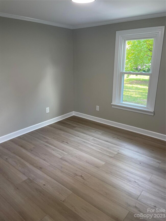 3781 S Chipley Ford Rd, Statesville, NC 28625 - photo 5