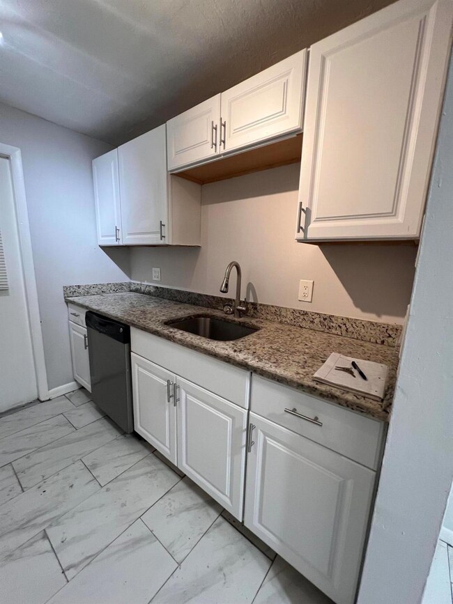 645 SW 20th Ct unit 8C, Delray Beach, FL 33445 - photo 4