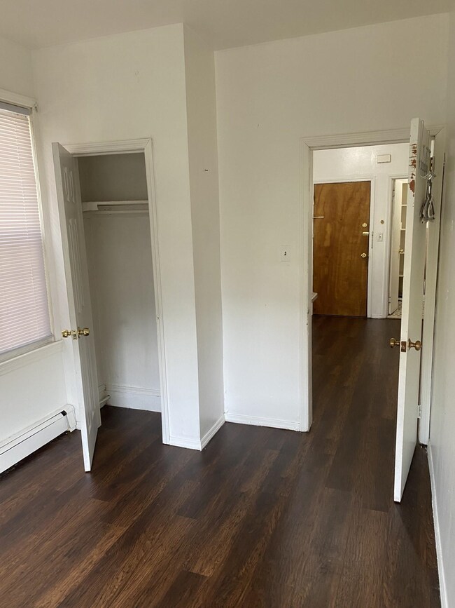 233 Linden Ave unit 2, Jersey City, NJ 07305 - photo 3