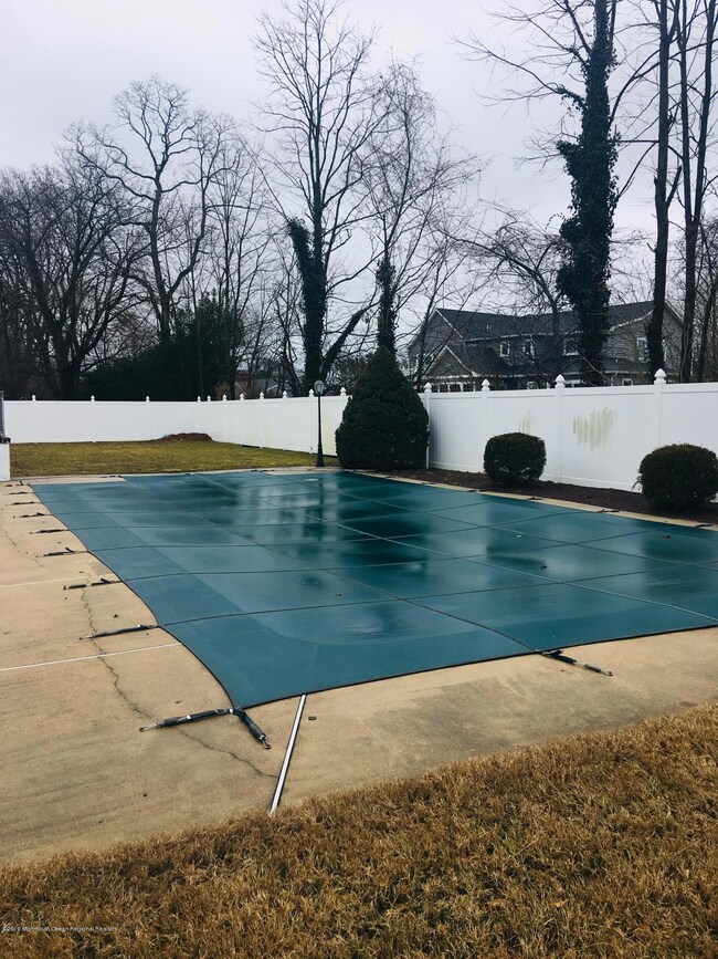 52674E5F-384B-43E0-9486-4E8CAAA0B4E1