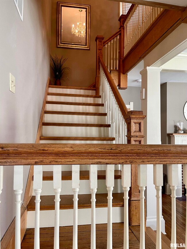 326 Pekin St, Lincoln, IL 62656 - photo 5