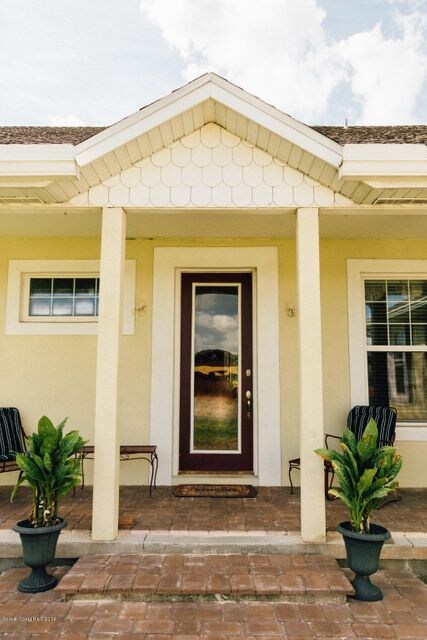 Front glass inset door