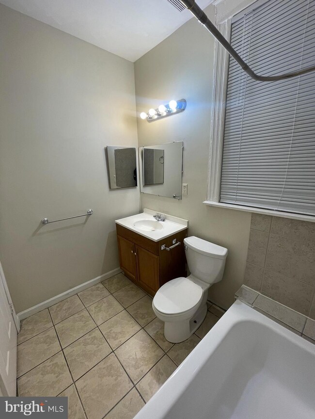 2786 The Alameda, Baltimore, MD 21218 - photo 7