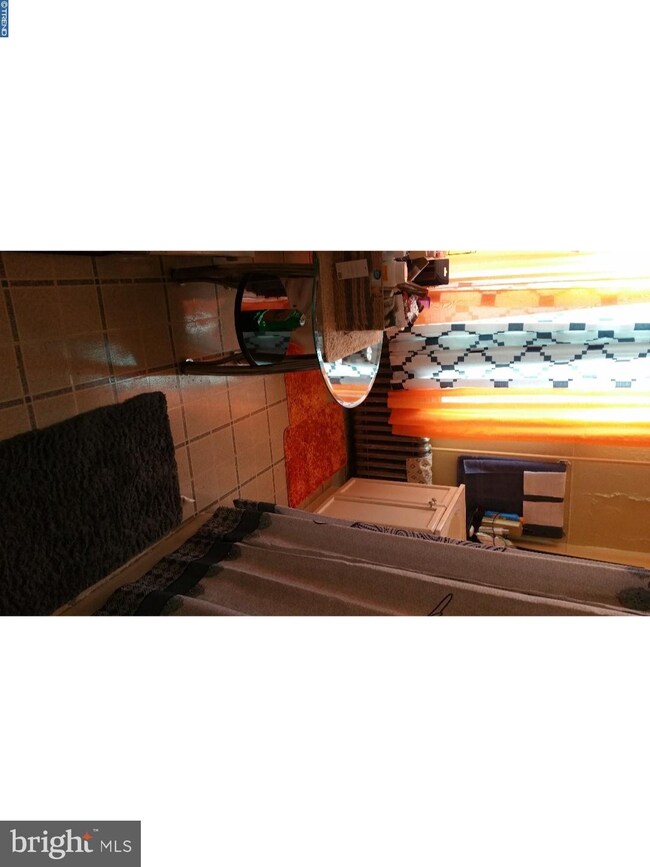 1029 Windsor St, Reading, PA 19604 - photo 4