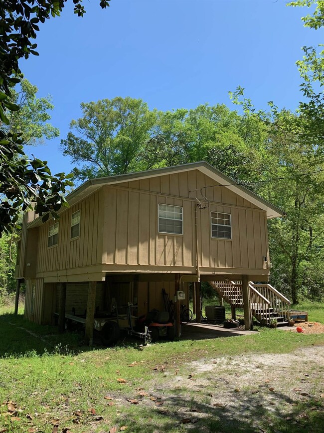 261 White Oak Dr, Crawfordville, FL 32327 - photo 2