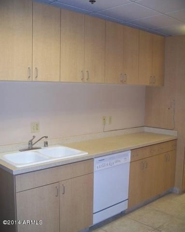 908 W. Chandler Blvd Breakroom