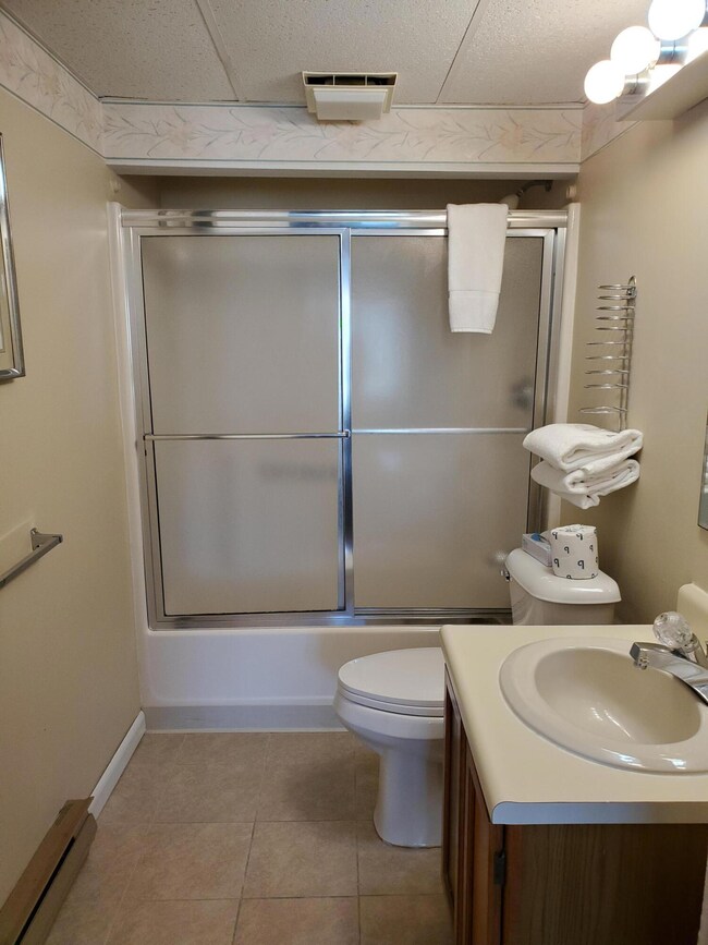 1373 Post Rd unit 9B, Wells, ME 04090 - photo 7