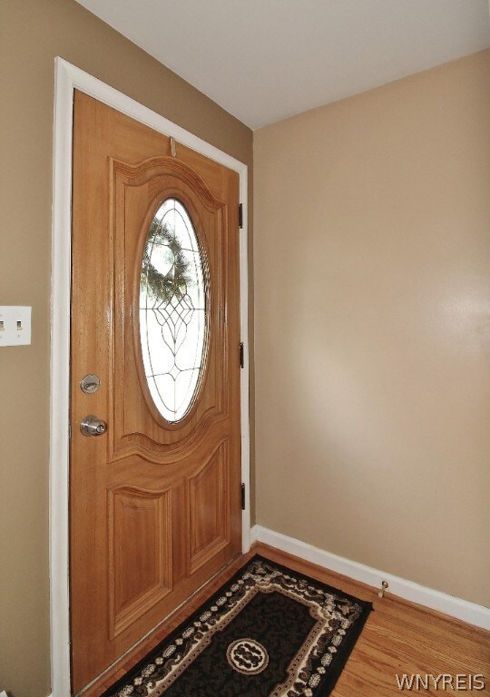 Front foyer !