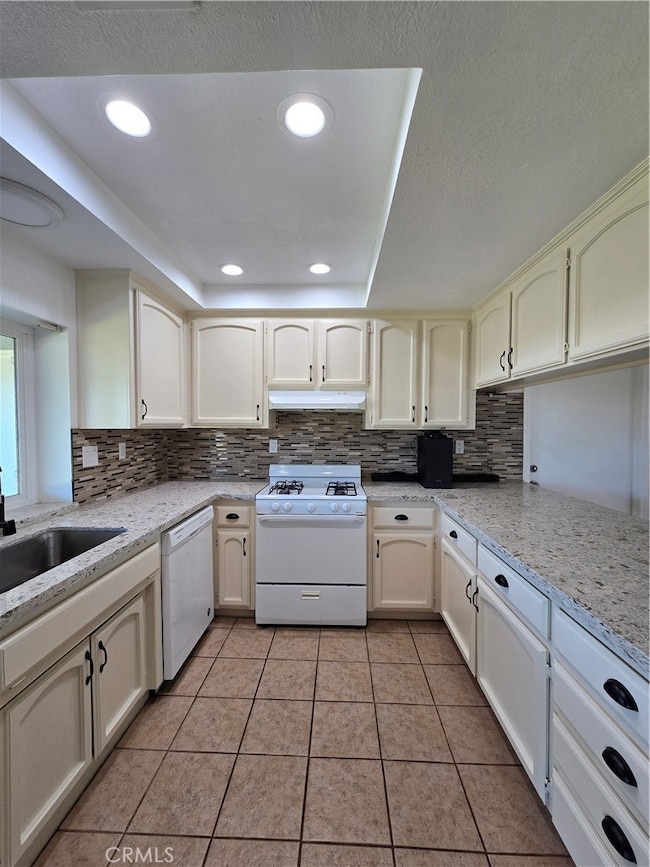 8301 Lime Ave, California City, CA 93505 - photo 4