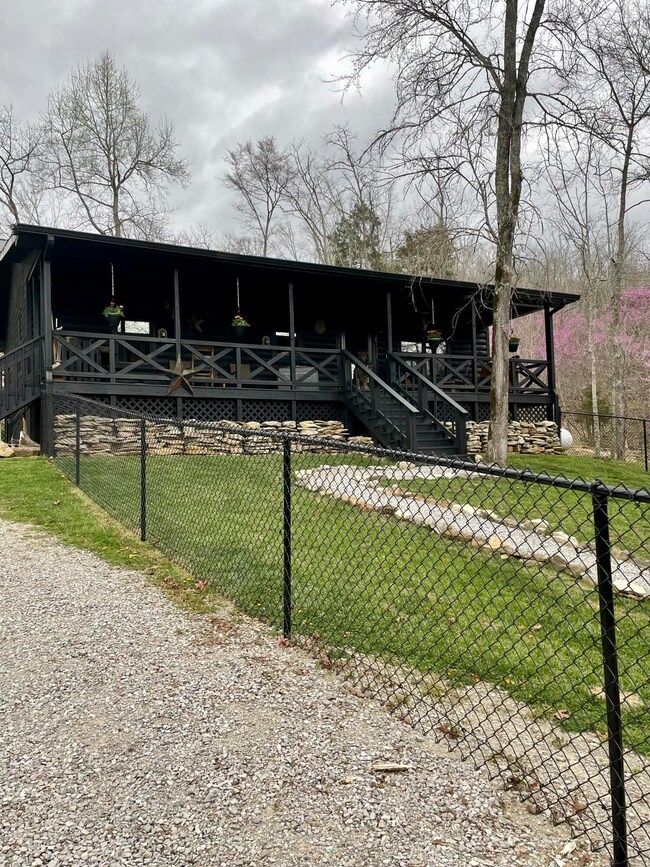 440 Bolton Hollow Rd, Somerset, KY 42501 - photo 2