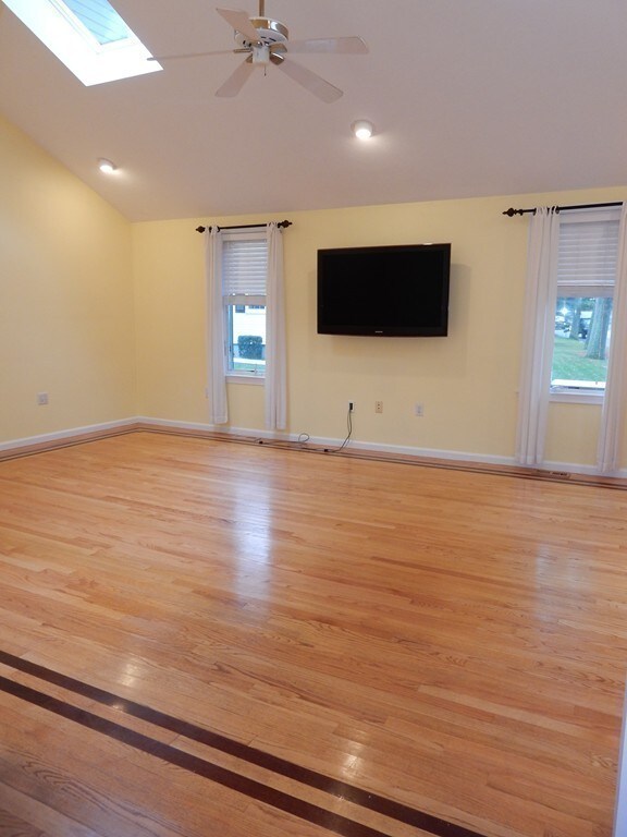 14 Elm St, Foxboro, MA 02035 - photo 7