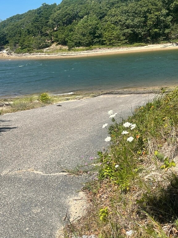 73 Lewis Point Rd, Buzzards Bay, MA 02532 - photo 6