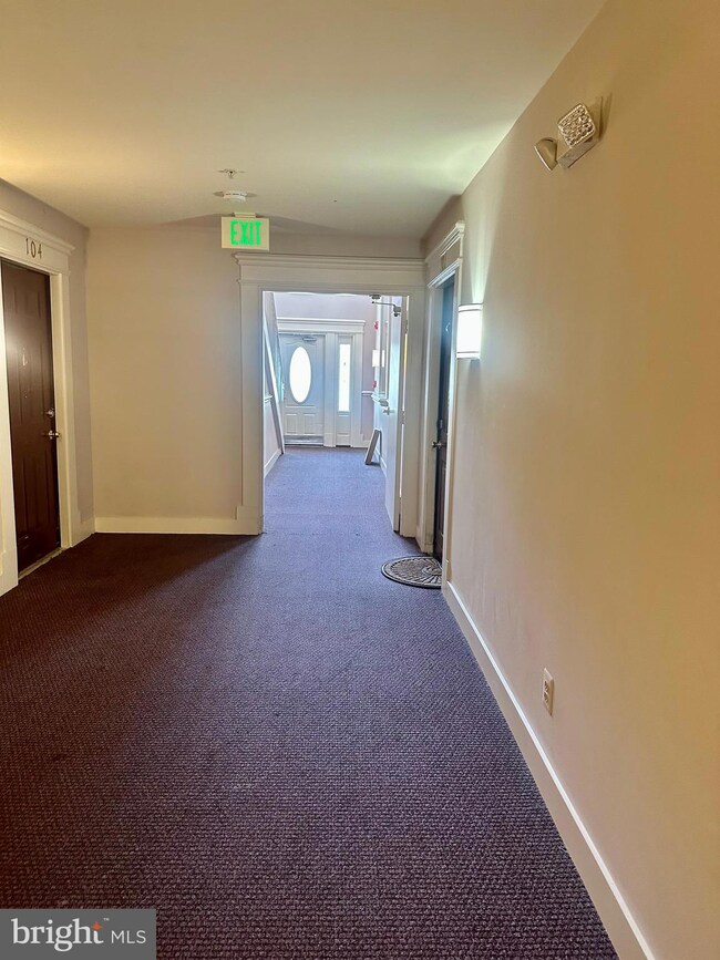 8805 Stone Ridge Cir unit 102, Pikesville, MD 21208 - photo 6