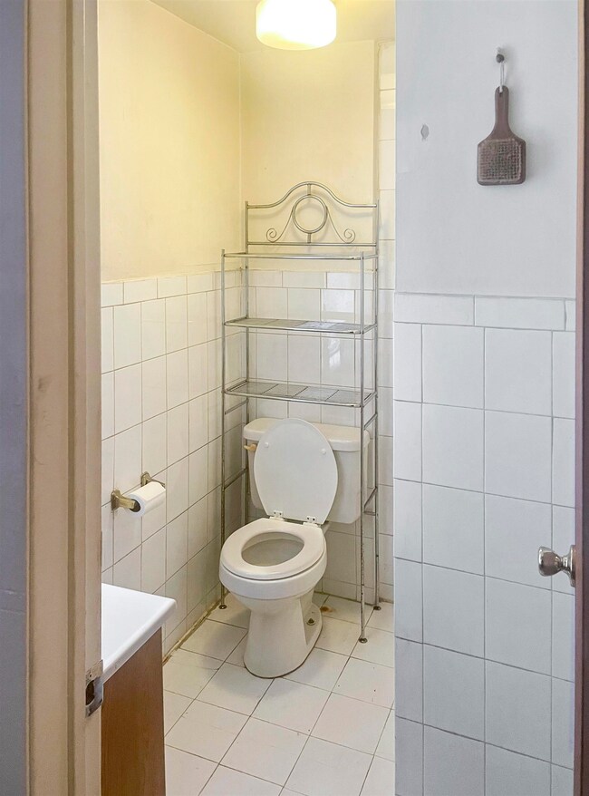 464 Monmouth St unit 2, Jersey City, NJ 07302 - photo 5