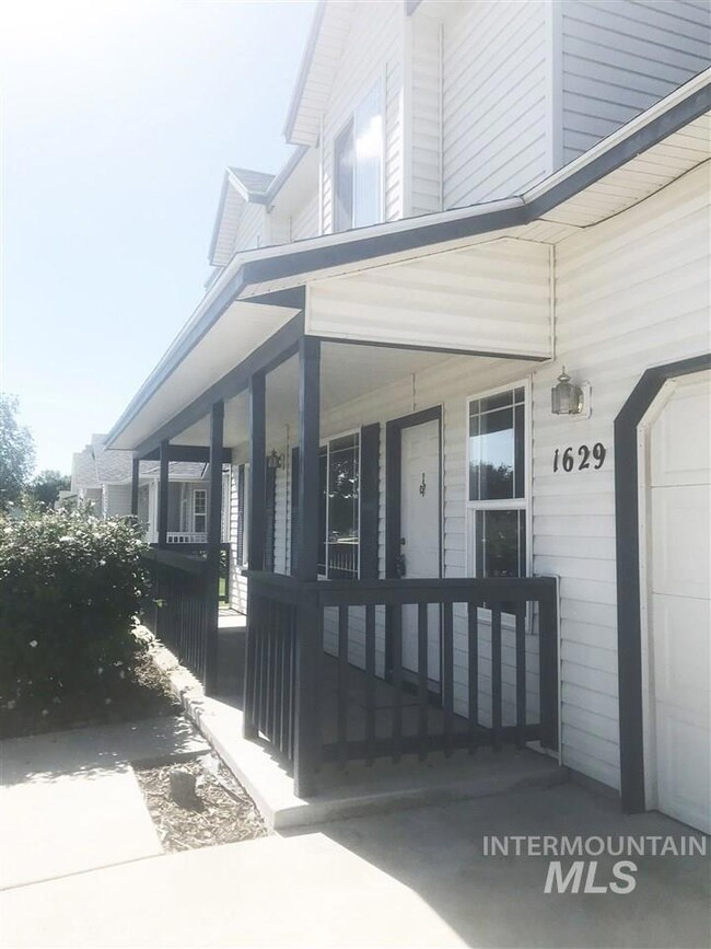 1629 S Woodland Dr, Nampa, ID 83686 - photo 3