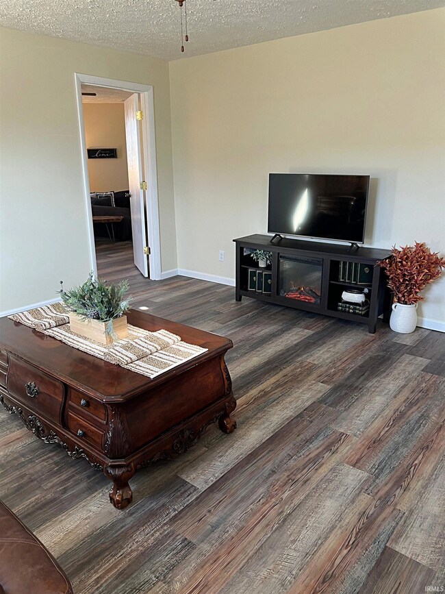 410 A St SE, Linton, IN 47441 - photo 3