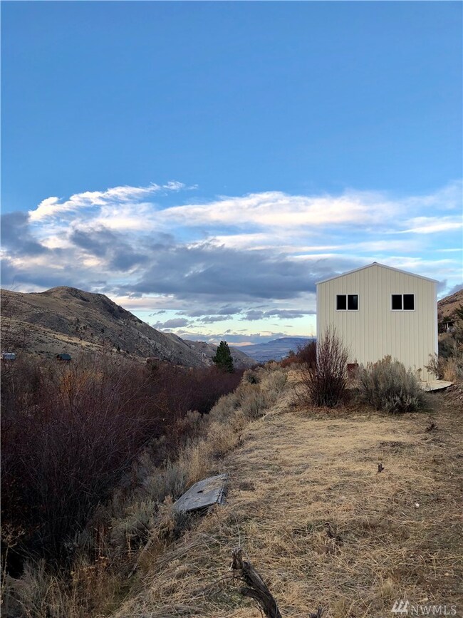 1350 Cranmer Rd, Wenatchee, WA 98801 - photo 5