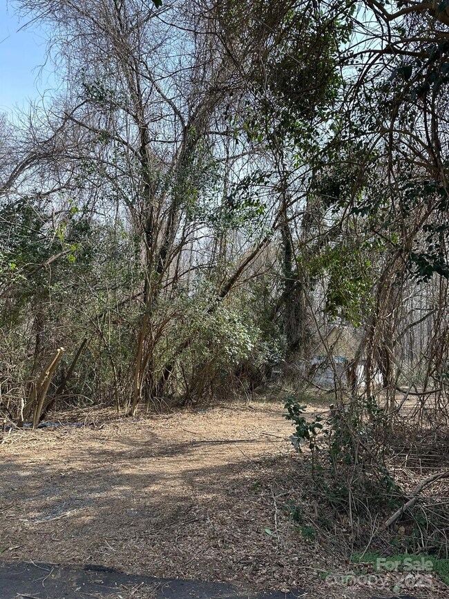 1335 Kings Cir, Shelby, NC 28150 - photo 4