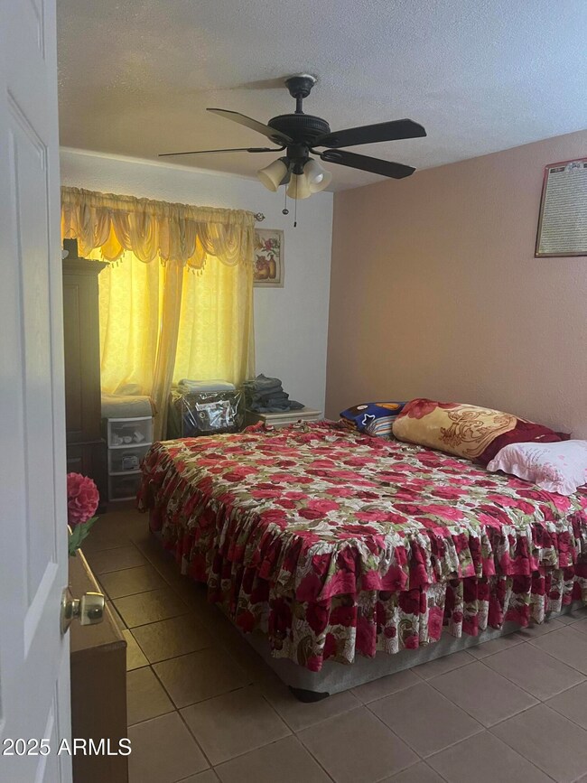 2910 Bed 2
