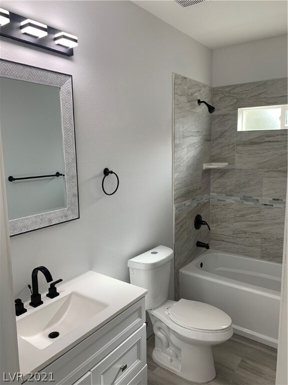 4161 Brookview Way, Las Vegas, NV 89121 - photo 6