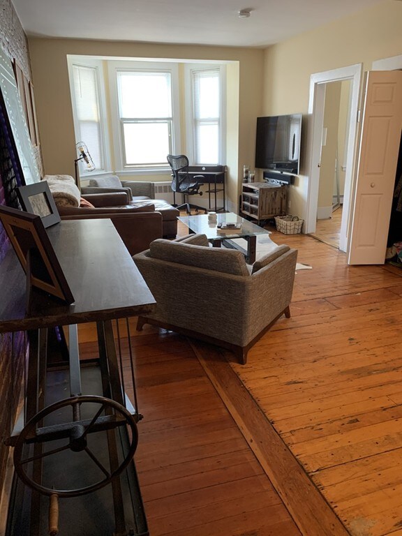 2 Pearl St unit 10, Boston, MA 02110 - photo 4