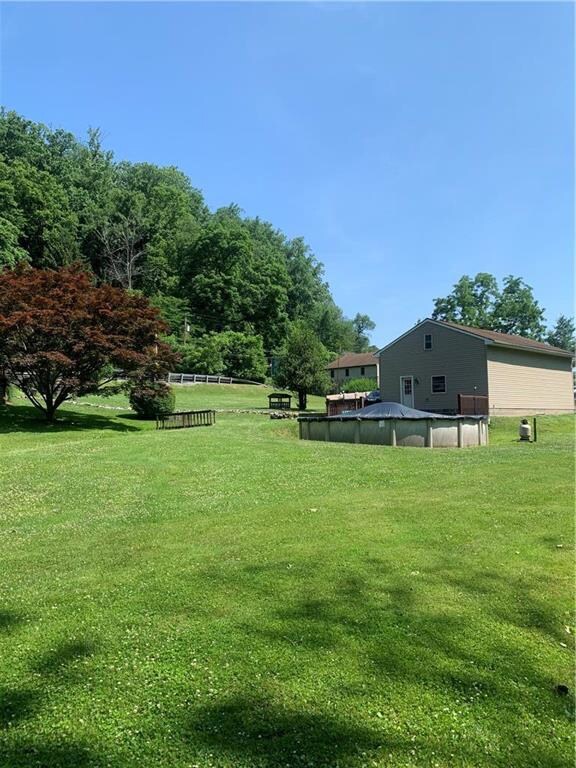 635 S Delaware Dr, Easton, PA 18042 - photo 3