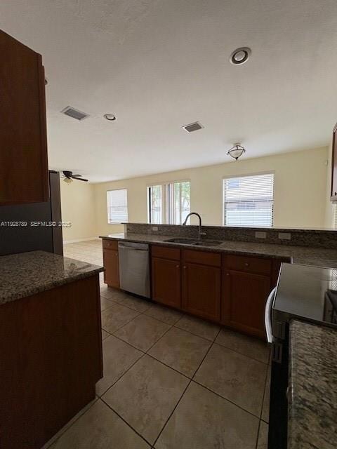 8841 W 34th Ct, Hialeah, FL 33018 - photo 4