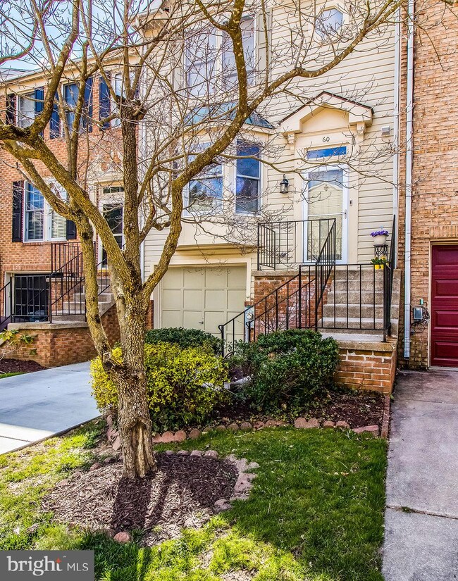 60 Championship Ct, Owings Mills, MD 21117 - photo 2