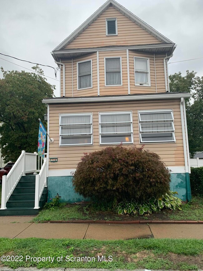 716 N Pennsylvania Ave, Wilkes Barre, PA 18705 - photo 2