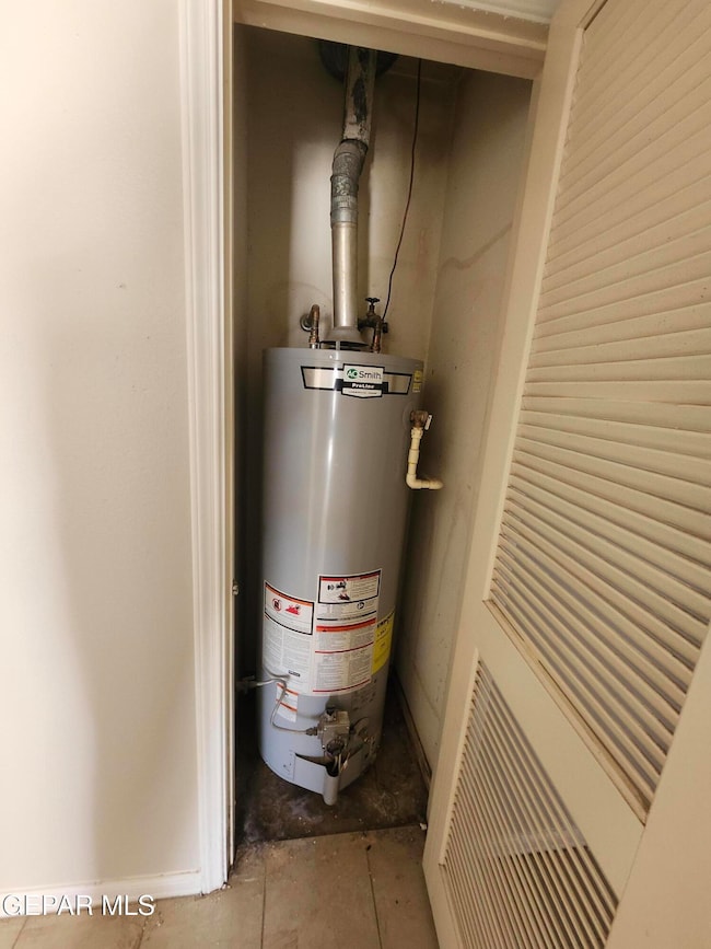 631 Mike Maros St, Fabens, TX 79838 - photo 7