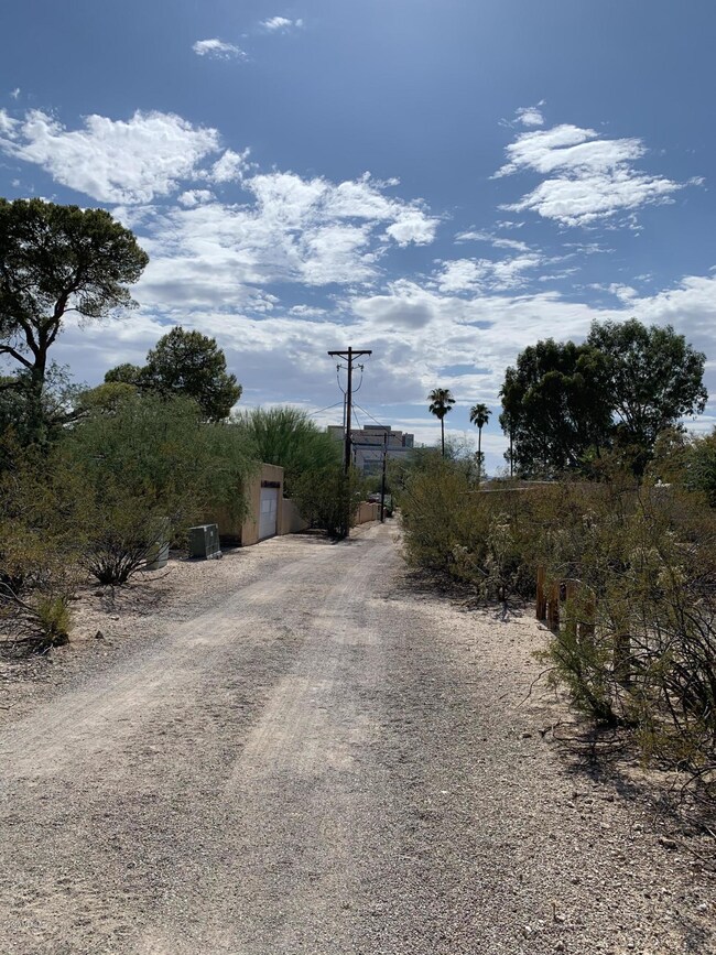 ALLEY TO NORTH