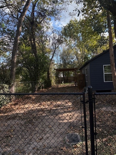 109 Mcphail St, Tomball, TX 77375 - photo 2