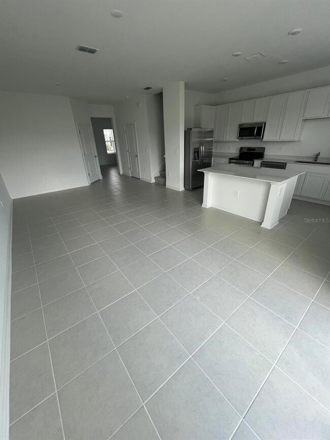 2660 Skyline Loop, Kissimmee, FL 34758 - photo 6