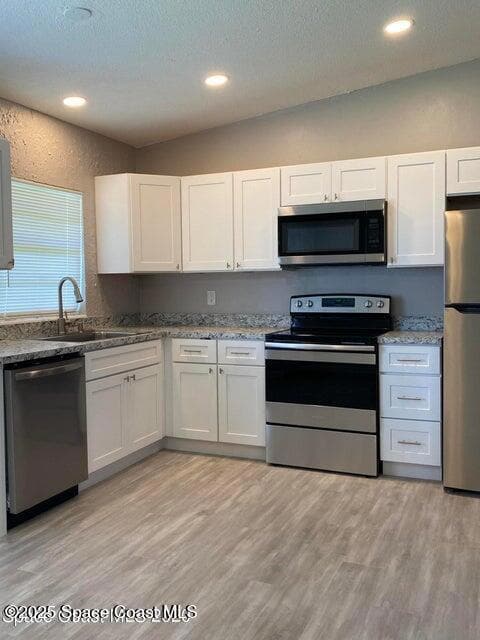 127 Roosevelt Ave unit C, Cocoa Beach, FL 32931 - photo 5