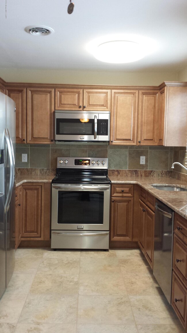 13 Canton Dr unit A, Whiting, NJ 08759 - photo 6