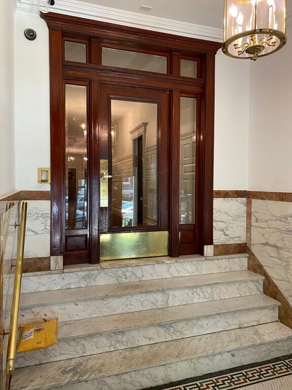 31 Queensberry St unit 23, Boston, MA 02215 - photo 2