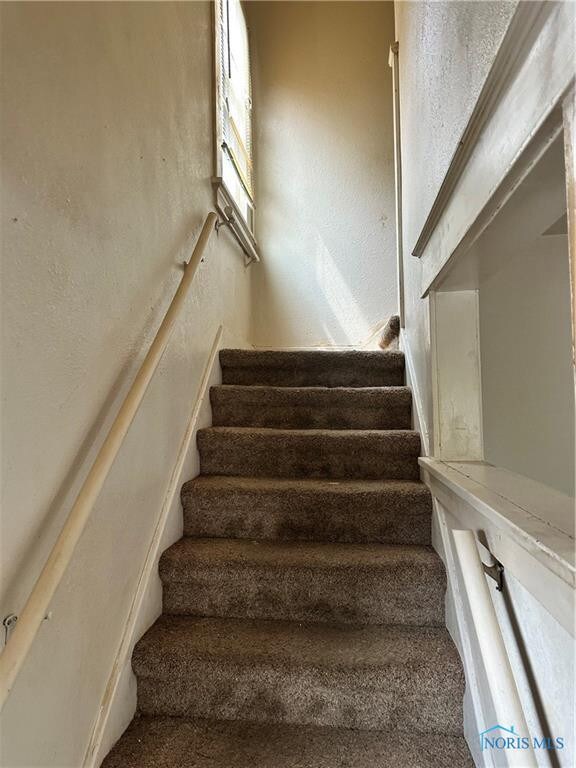 1448 Berdan Ave, Toledo, OH 43612 - photo 6