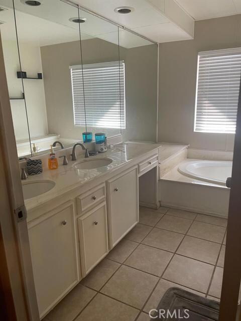 unlisted-address, Victorville, CA 92395 - photo 6