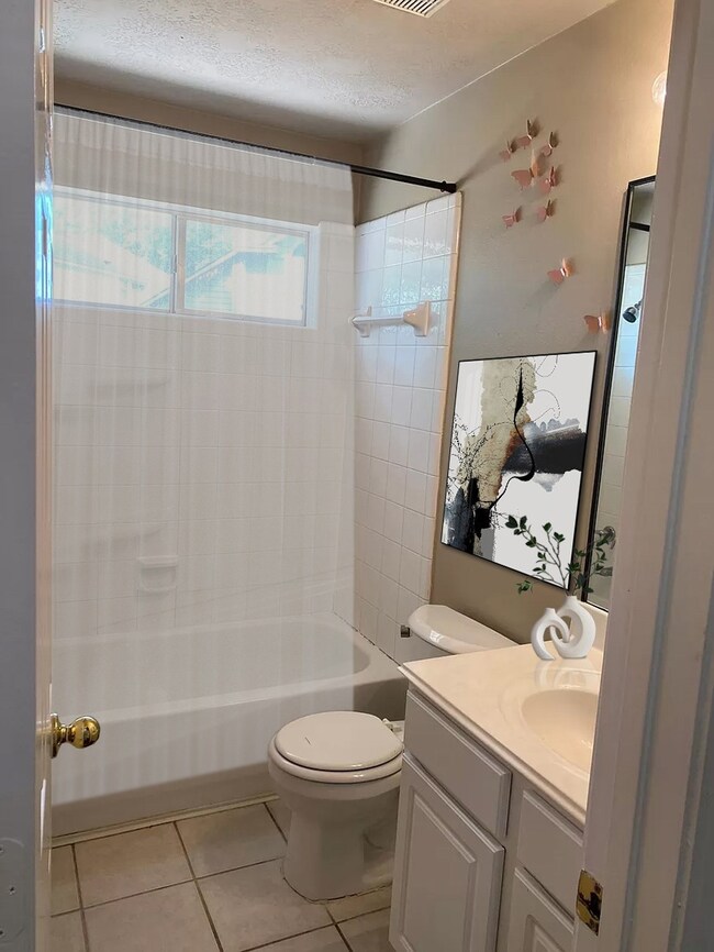 2126 Grovewood Park, Conroe, TX 77385 - photo 4