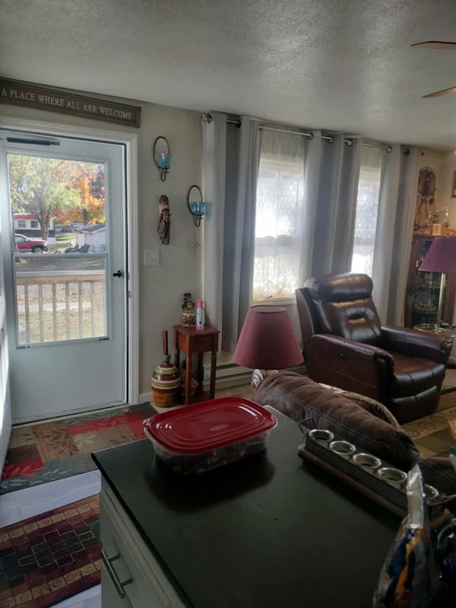 24586 Marathon Ln, Oakland, IL 61943 - photo 5