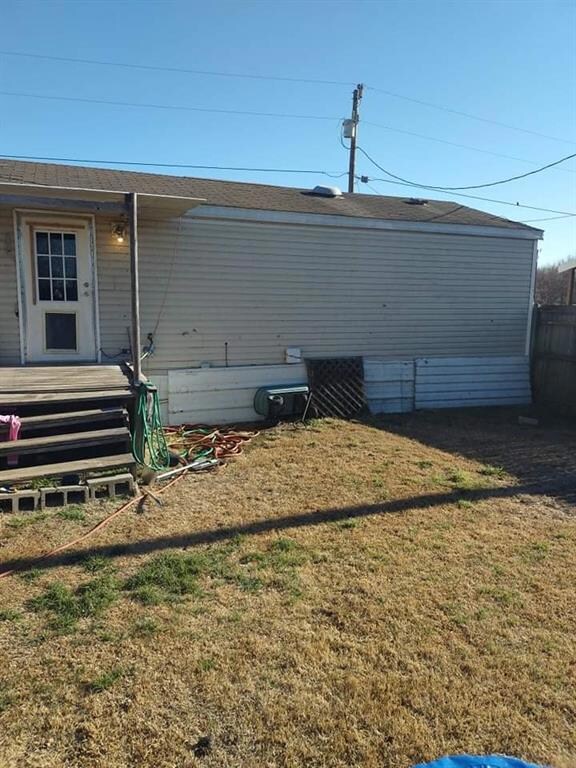 912 Skylark Dr, Granbury, TX 76049 - photo 4